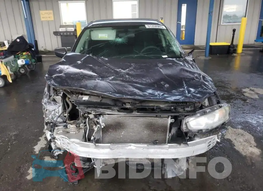 19XFC2F50HE230253 Photo# 5