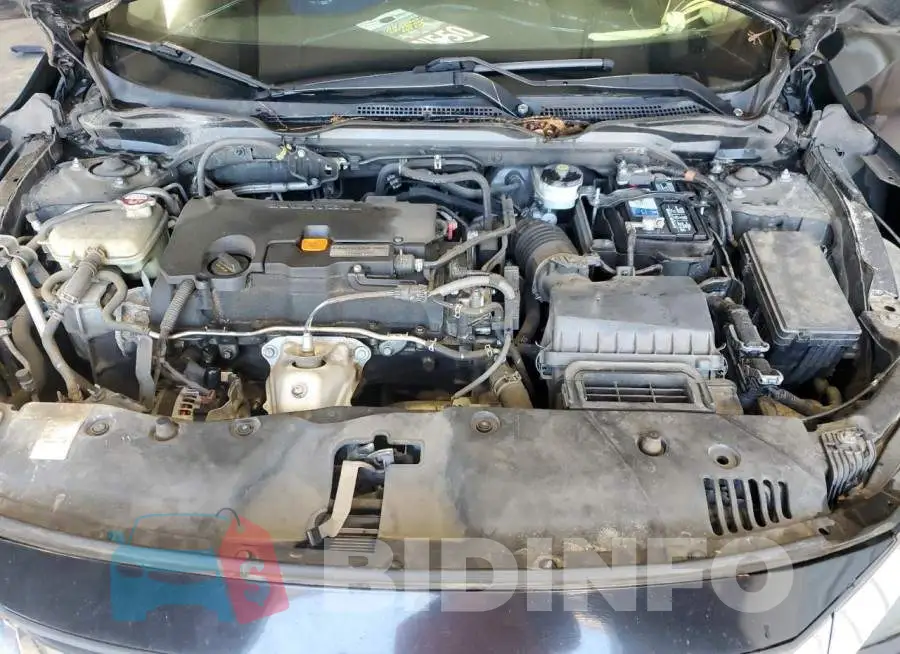 19XFC2F84GE039444 Photo# 11
