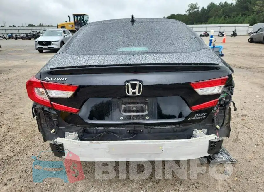 1HGCV2F36NA017870 Photo# 6