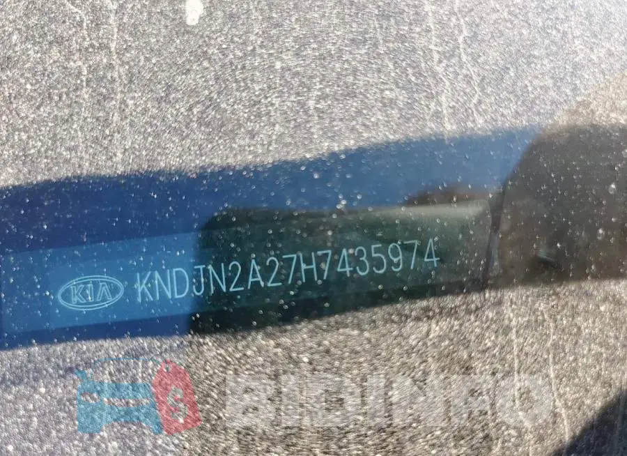 KNDJN2A27H7435974 Photo# 12