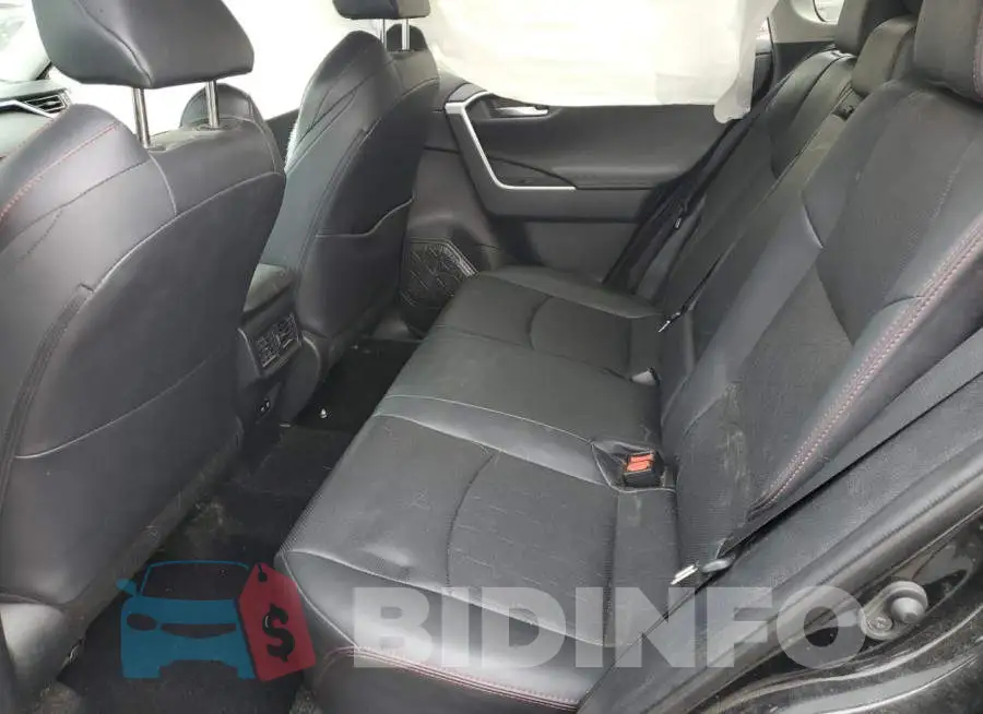 2T3J1RFV9LC069490 Photo# 11