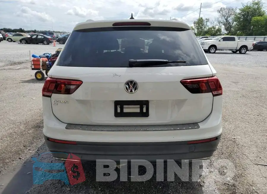 3VV3B7AX2KM147840 Photo# 6