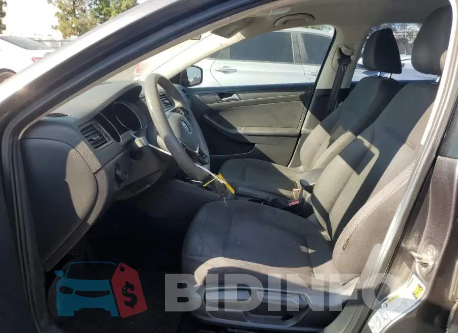 3VW267AJ4GM276418 Photo# 7