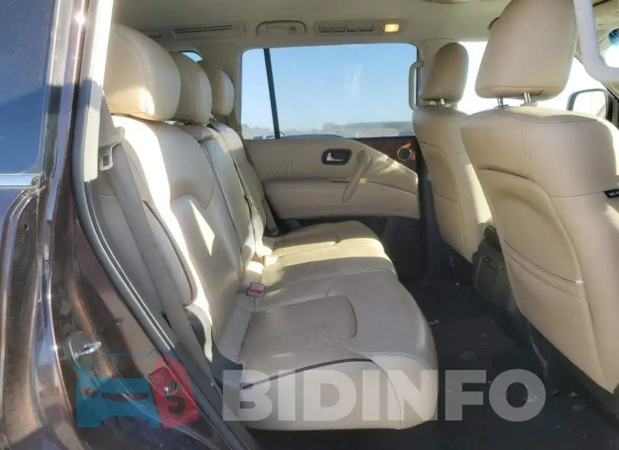 JN8AY2NC3H9501410 Photo# 11