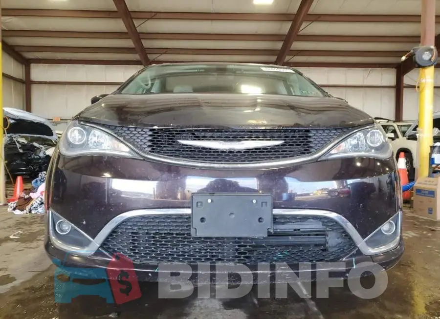 2C4RC1BG8HR670282 Photo# 5