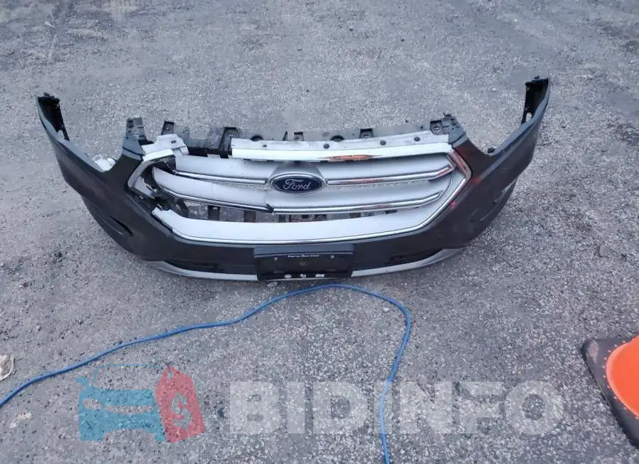 1FMCU0GD8KUB50763 Photo# 13