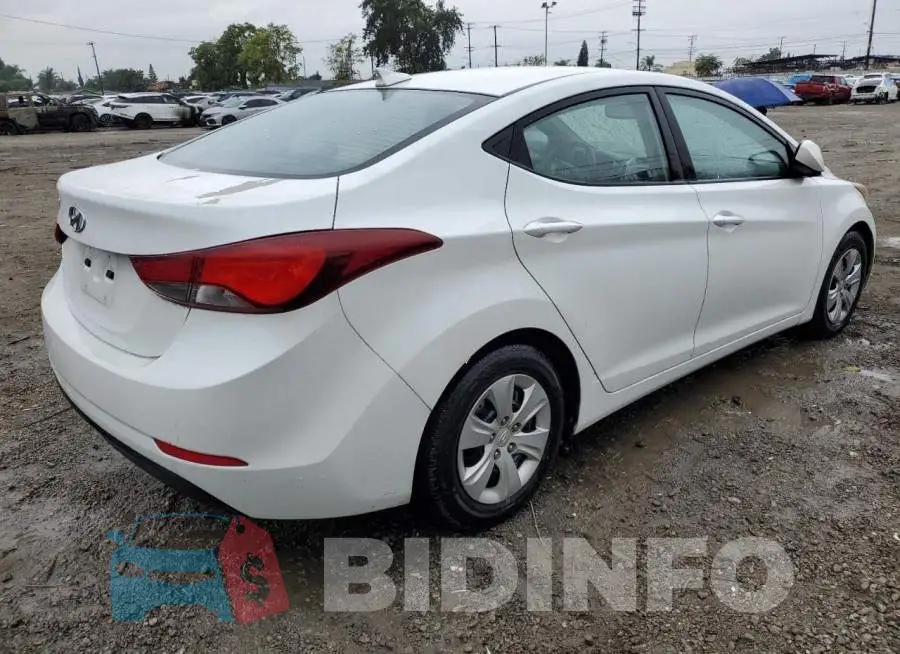5NPDH4AE8GH711485 Photo# 3