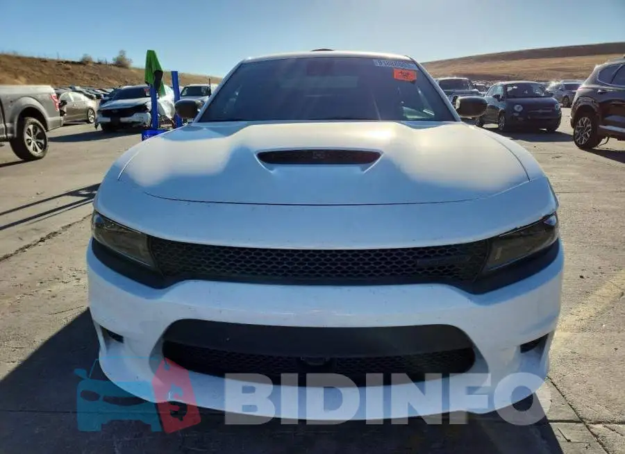 2C3CDXMG5PH600833 Photo# 5