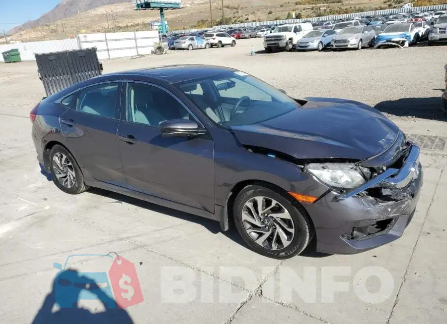 19XFC2F78GE094180 Photo# 4