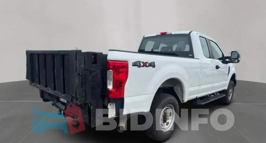 1FT7X2B62HEC57974 Photo# 4