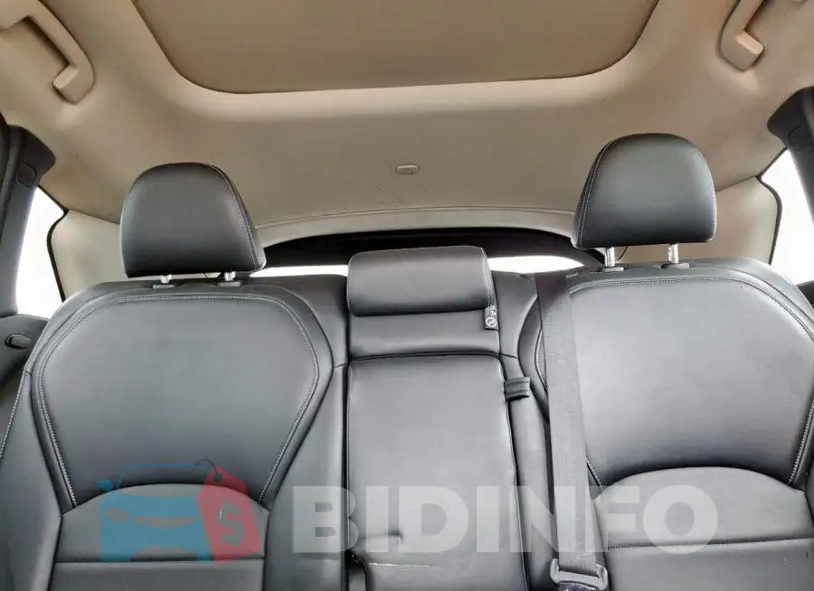 3PCAJ5M15LF116592 Photo# 10