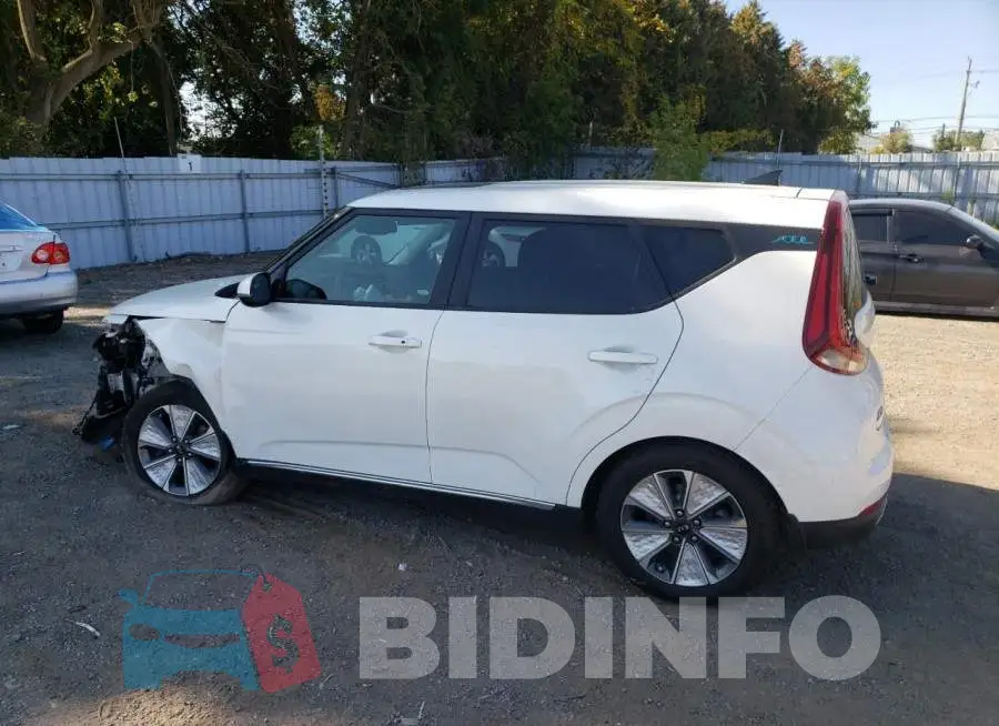 KNDJ33A18M7018294 Photo# 2