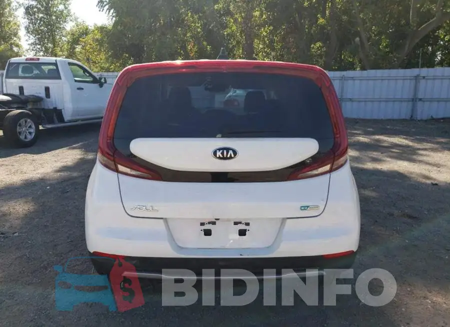 KNDJ33A18M7018294 Photo# 6