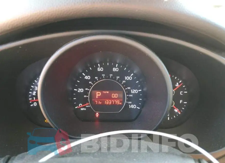 KNDJN2A24G7862964 Photo# 9