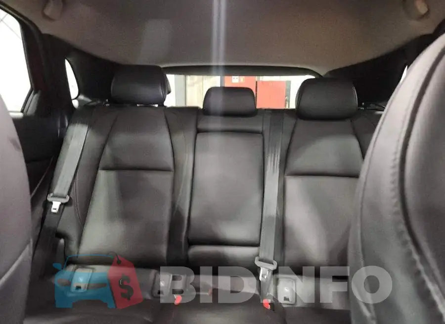 3MVDMBDM7MM213933 Photo# 10