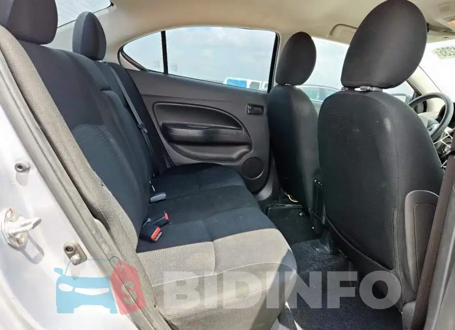 ML32FUFJ4NHF07190 Photo# 10
