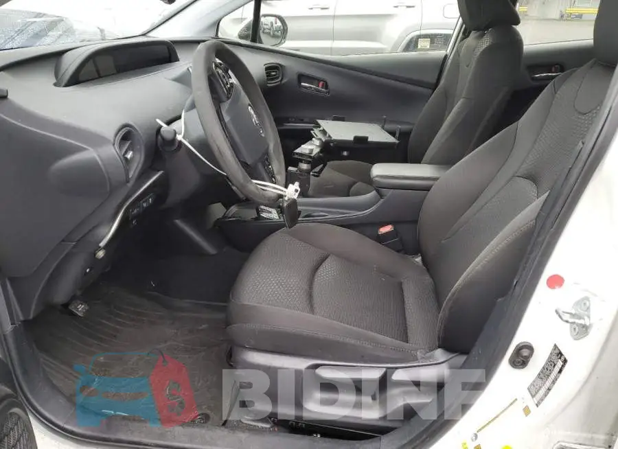 JTDKARFU1L3116945 Photo# 7