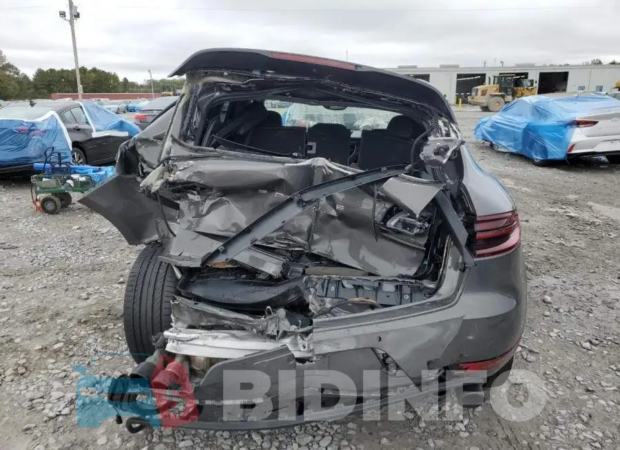 WP1AF2A50GLB94965 Photo# 6