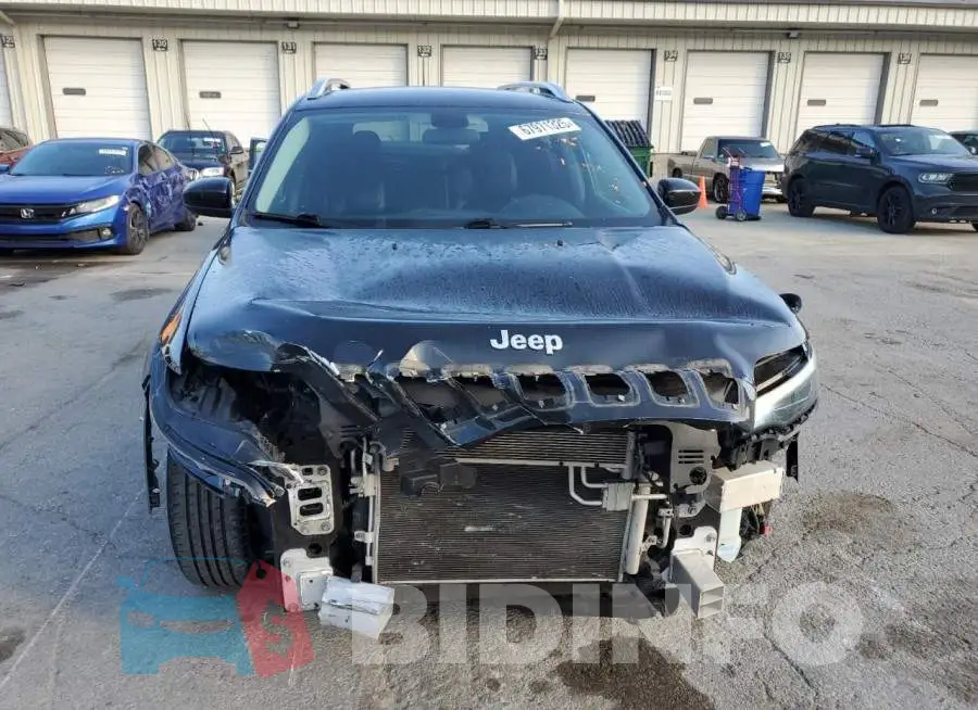 1C4PJLLB1KD128897 Photo# 5