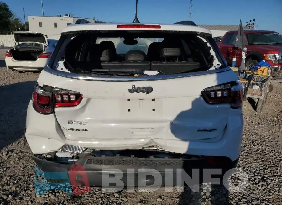 3C4NJDBN2PT522869 Photo# 6