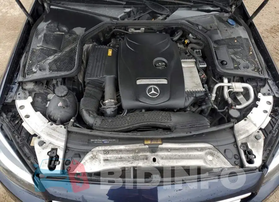 55SWF4KB5JU271488 Photo# 11