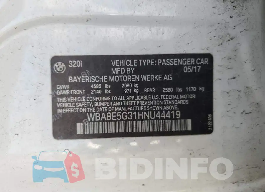 WBA8E5G31HNU44419 Photo# 12
