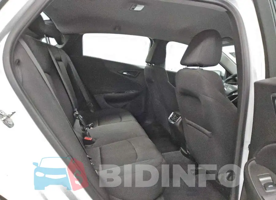 1G1ZD5ST6PF163235 Photo# 10