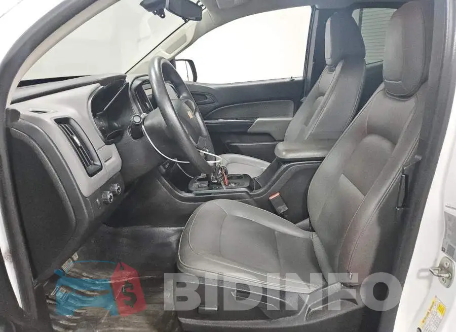 1GCHTBEA8K1179327 Photo# 7