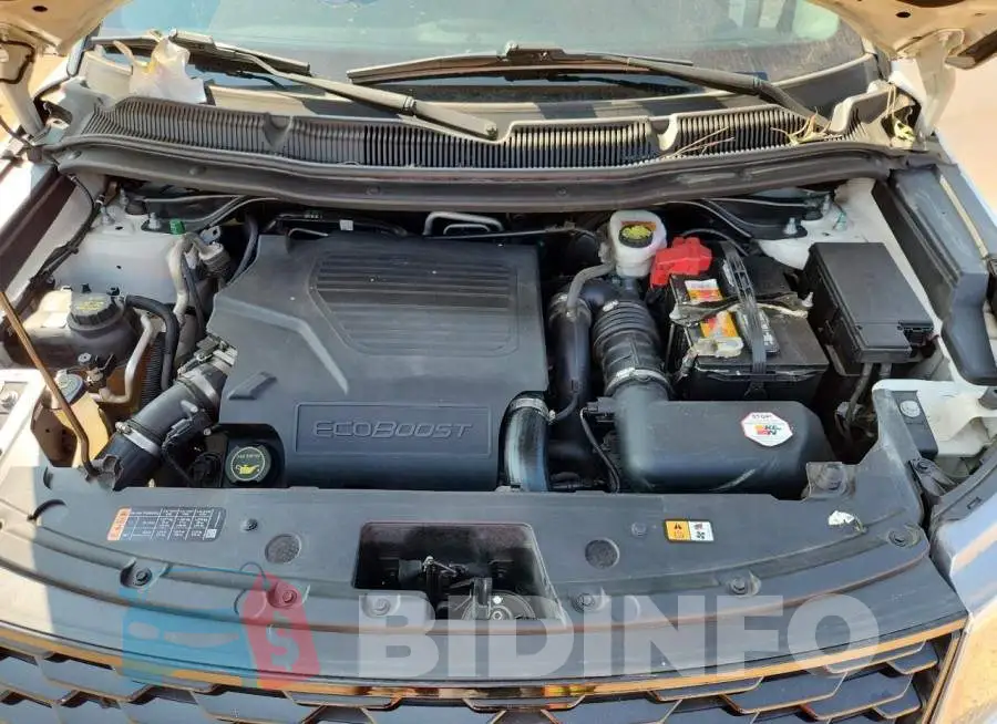 1FM5K8GT1JGB26239 Photo# 12