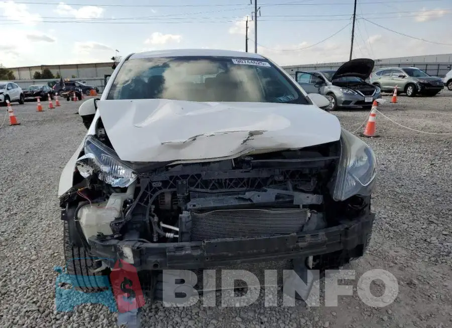 KNADM4A34G6599138 Photo# 5