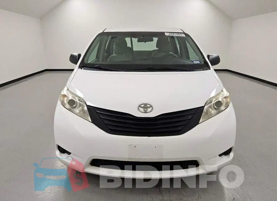 5TDZK3DCXGS717911 Photo# 5