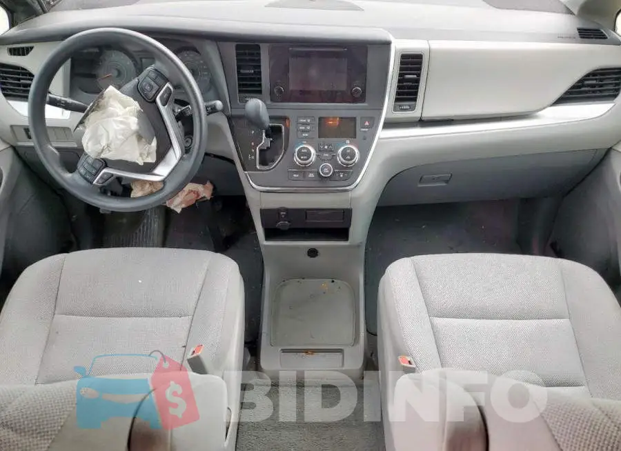 5TDZZ3DC1HS891038 Photo# 8