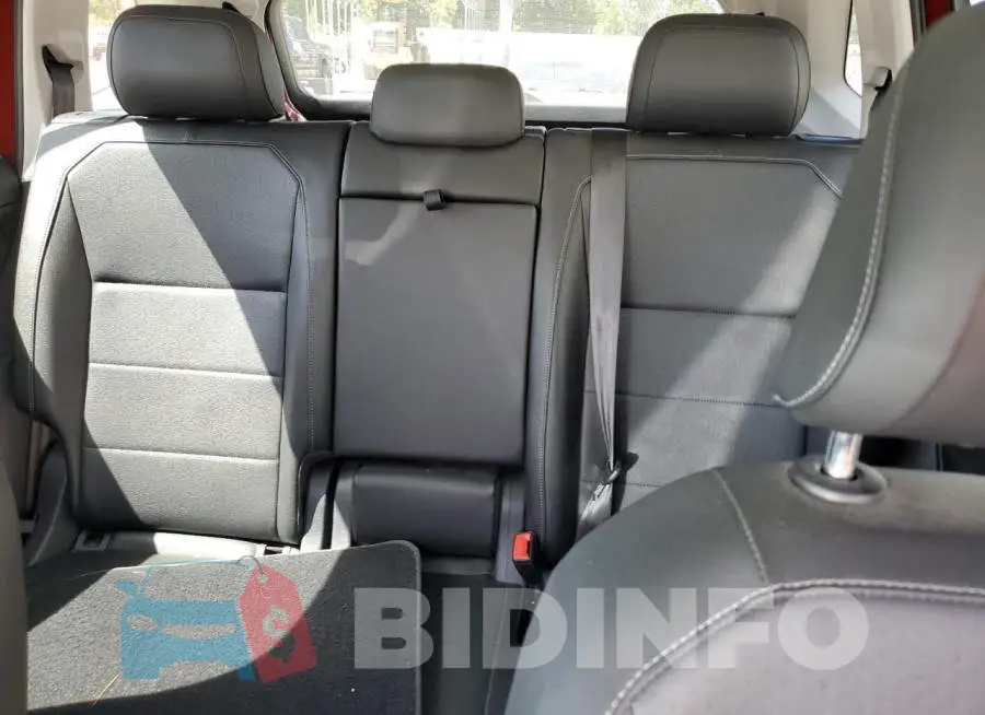 3VV3B7AX7KM129267 Photo# 10