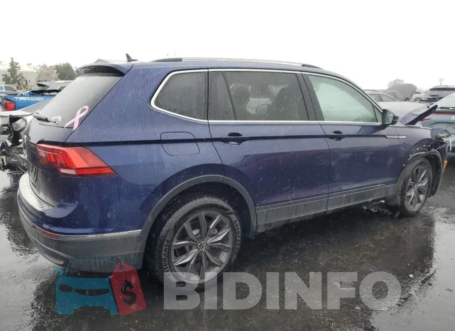 3VV3B7AX7NM157932 Photo# 3