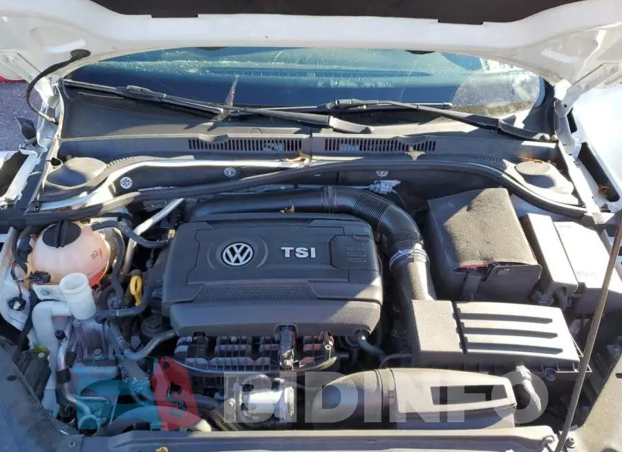 3VW5T7AJ4HM388286 Photo# 11