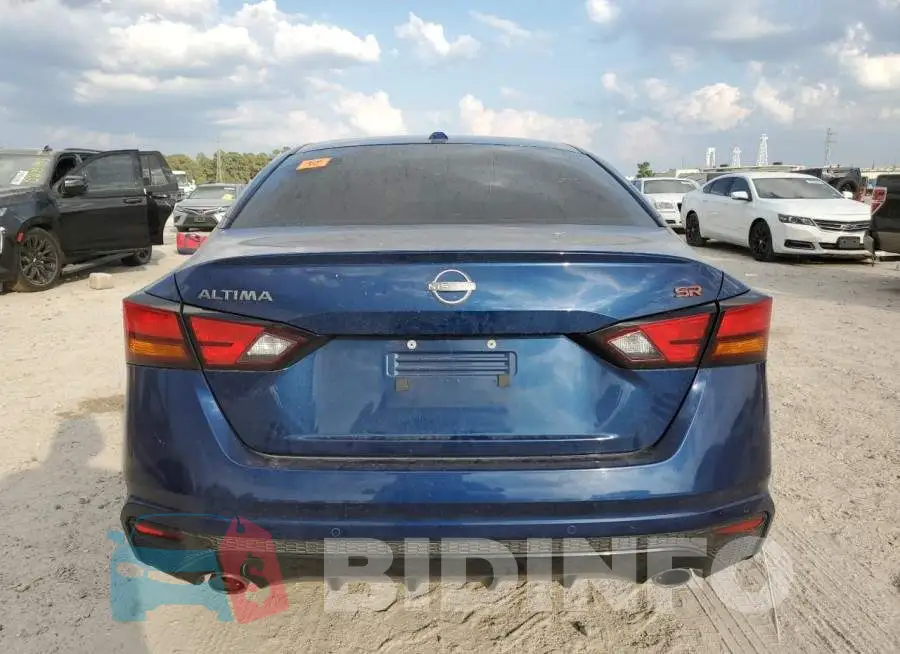 1N4BL4CV1PN320347 Photo# 6