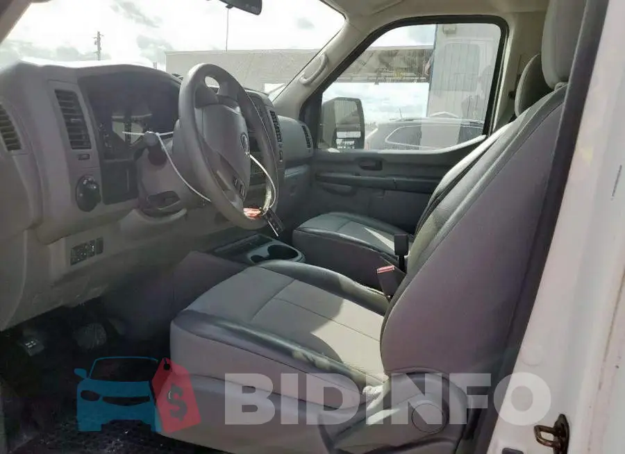 5BZBF0AA9HN851064 Photo# 7