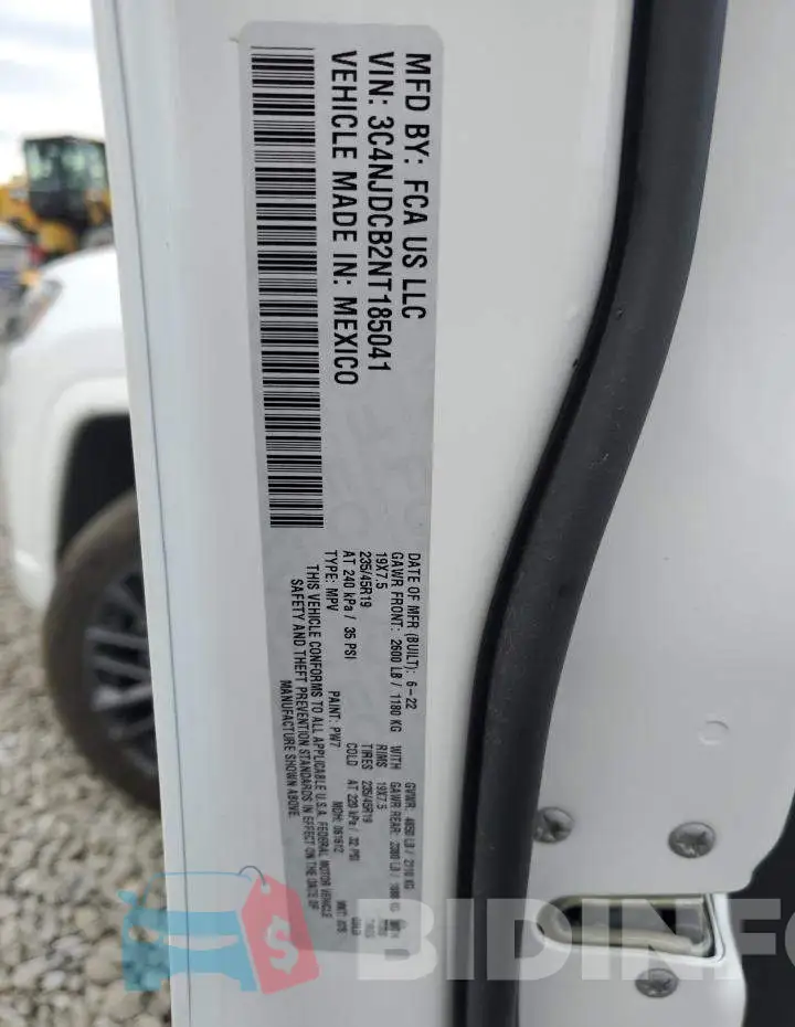 3C4NJDCB2NT185041 Photo# 13