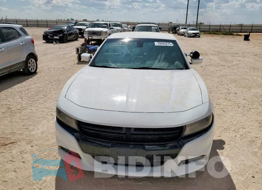 2C3CDXAT5GH163921 Photo# 5