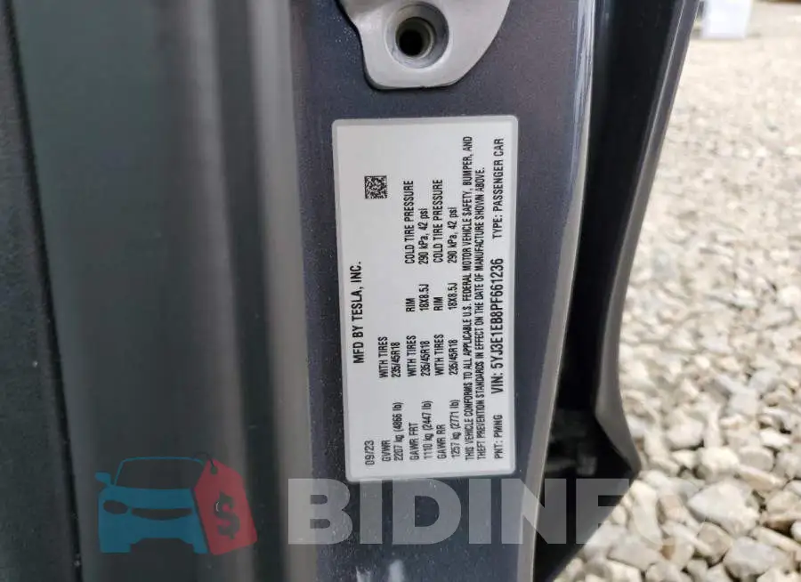 5YJ3E1EB8PF661236 Photo# 12