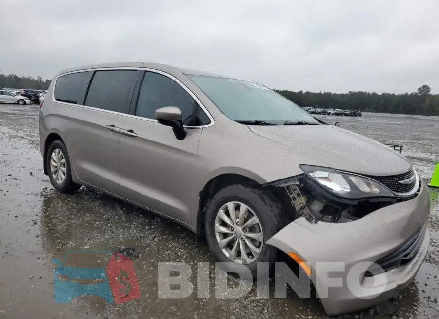 2C4RC1DG1HR608977 Photo# 4