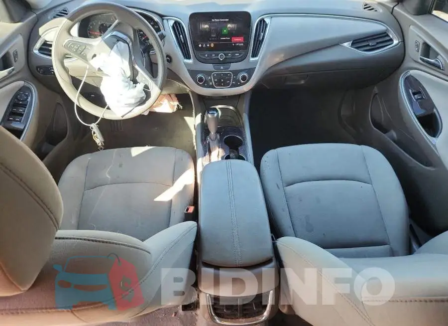 1G1ZD5ST4KF115743 Photo# 8