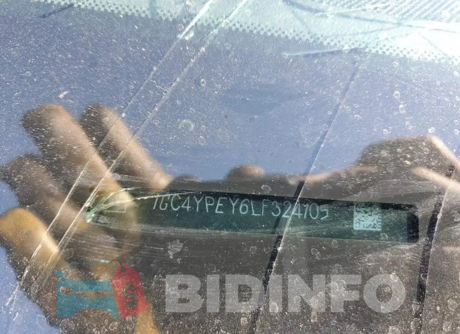 1GC4YPEY6LF324105 Photo# 13