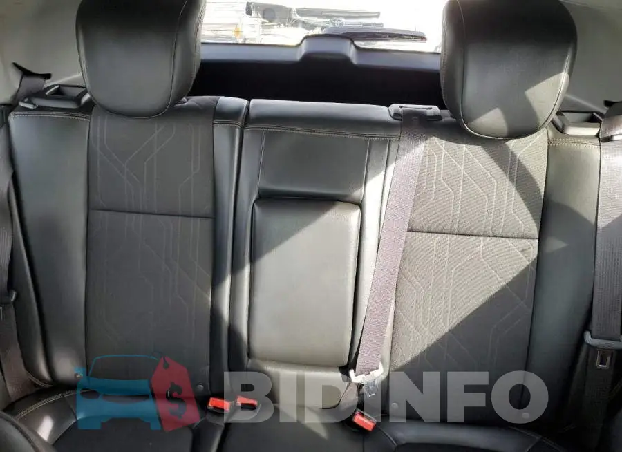 KL7CJLSB2HB152241 Photo# 10