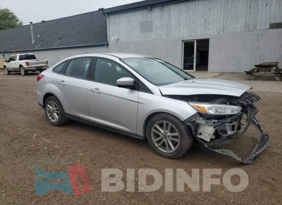 1FADP3F22JL258341 Photo# 4
