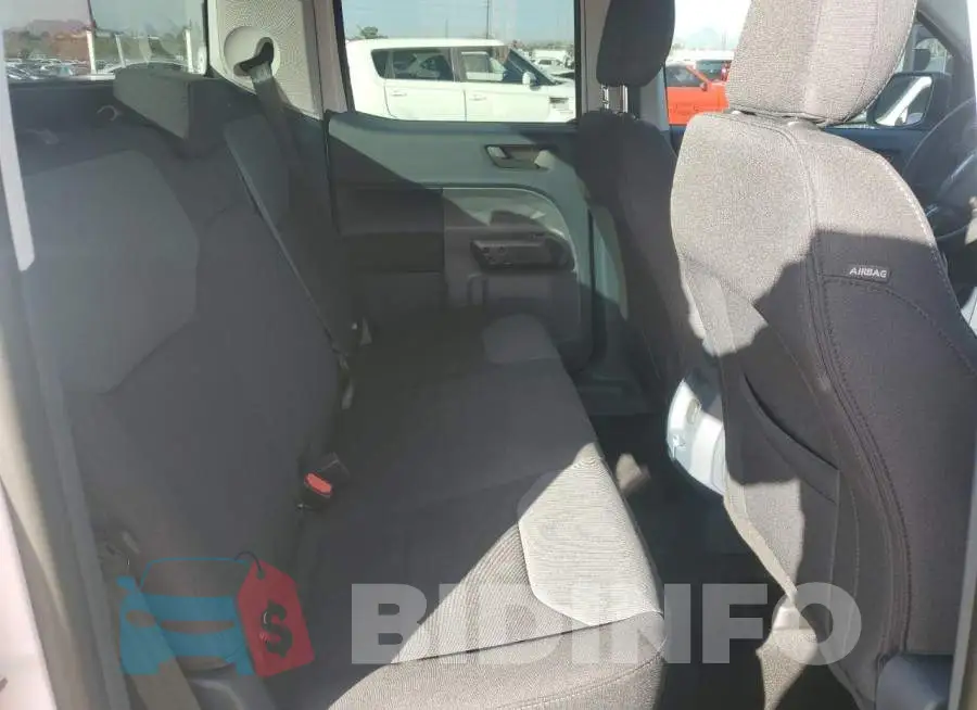 3FTTW8A92RRB40233 Photo# 10