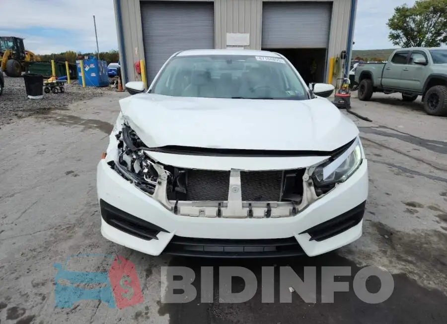 19XFC2F57GE241491 Photo# 5