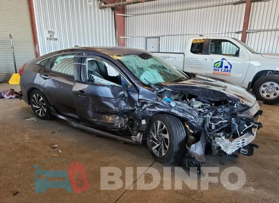 19XFC2F86HE210079 Photo# 4