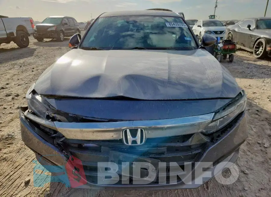 1HGCV1F34KA153176 Photo# 5