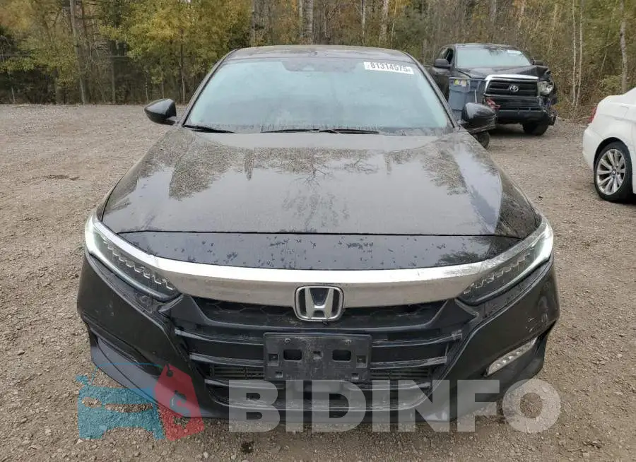 1HGCV1F94JA810643 Photo# 5